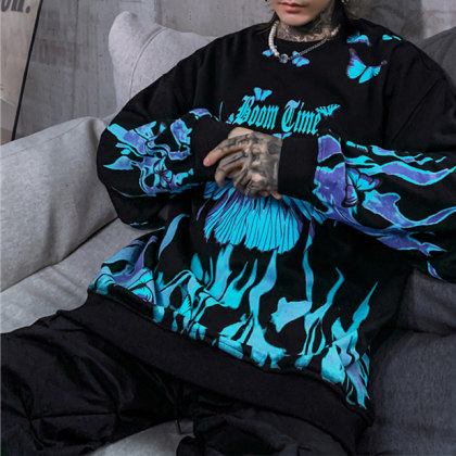 Cool Functional Wind Long Sleeved Round Neck Sweater